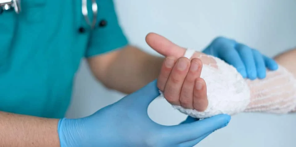 درمان فیزیوتراپی شکستگی مچ دست