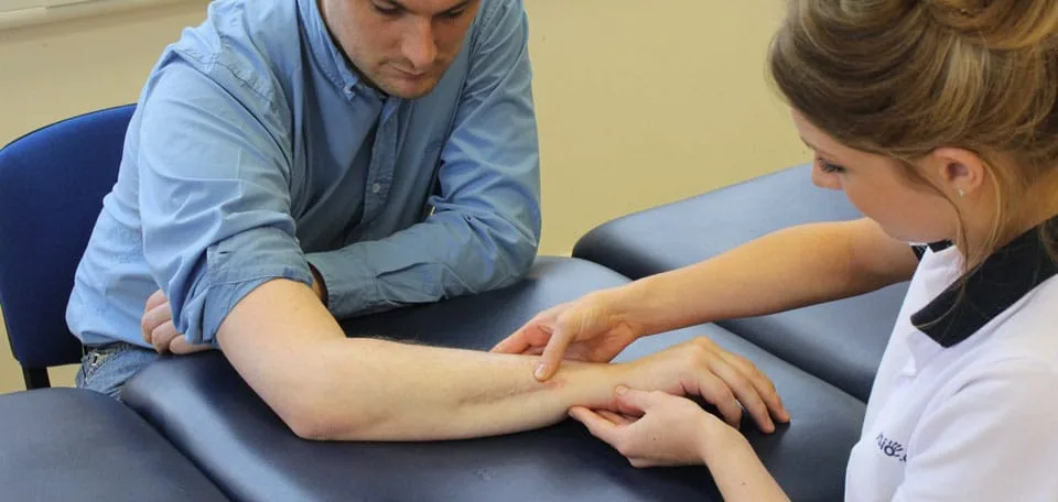 فیزیوتراپی شکستگی مچ دست