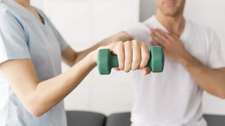 درمان درد شانه هنگام پرتاب در ورزش