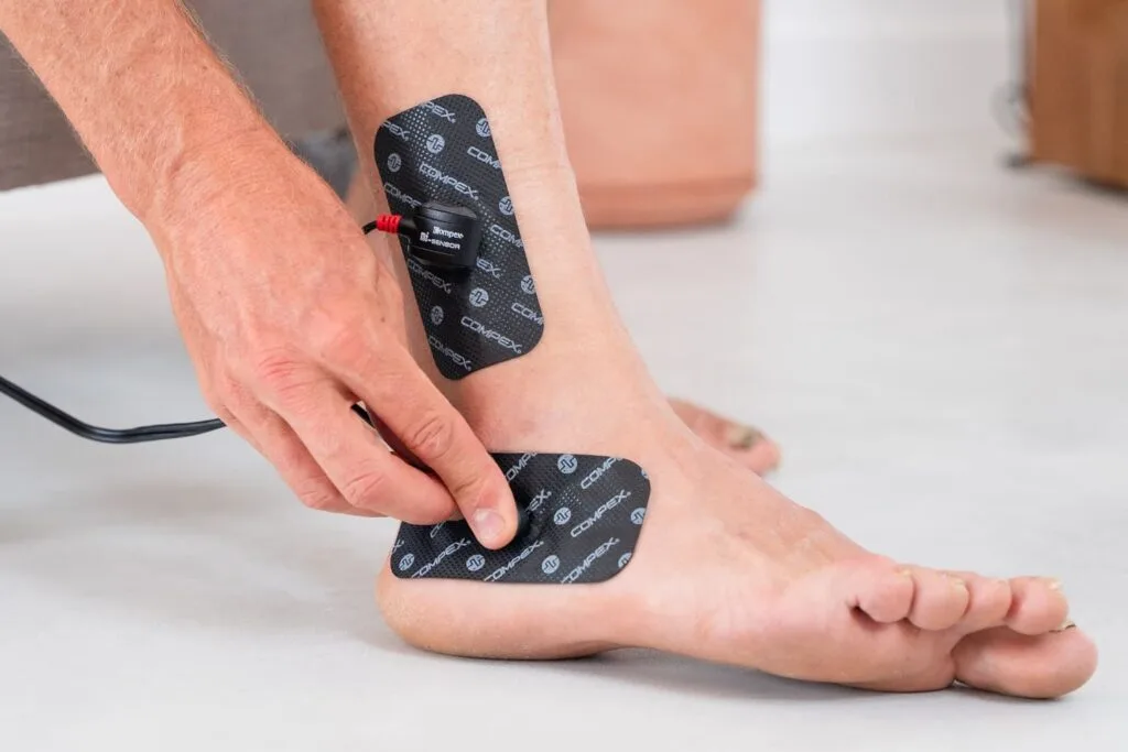 فیزیوتراپی مچ پا با برق