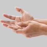 درمان چسبندگی عصب دست؛ چرا مالیدن روغن کافی نیست؟